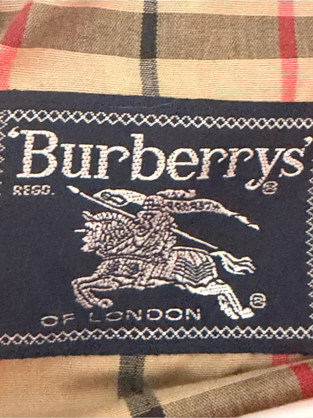 Burberry Red Double-Breasted Trench Coat with Gold Buttons - Picture 6 of 11